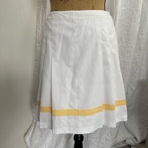 IZOD Skort White with Yellow Stripe 
X-tra Dry Activewear Preppy
Size 12